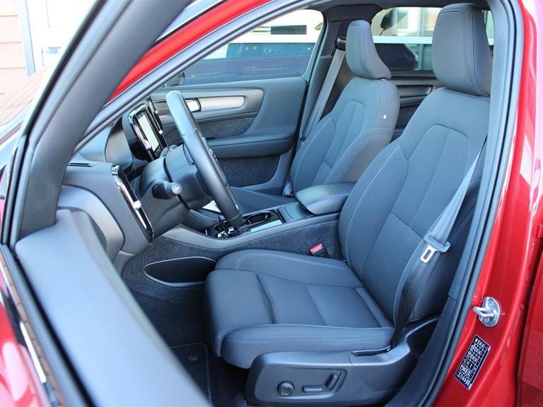 Volvo XC40 P6 ReCharge Pro