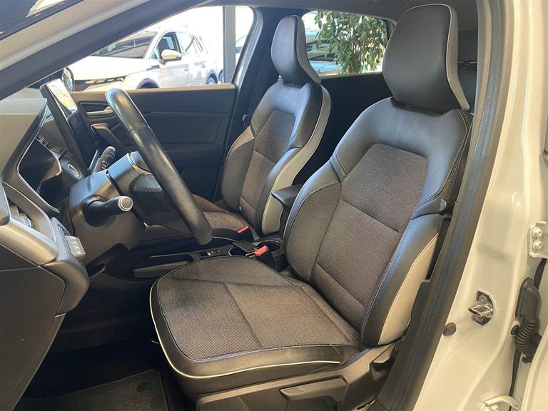 Renault Captur 1,6 E-Tech Intens