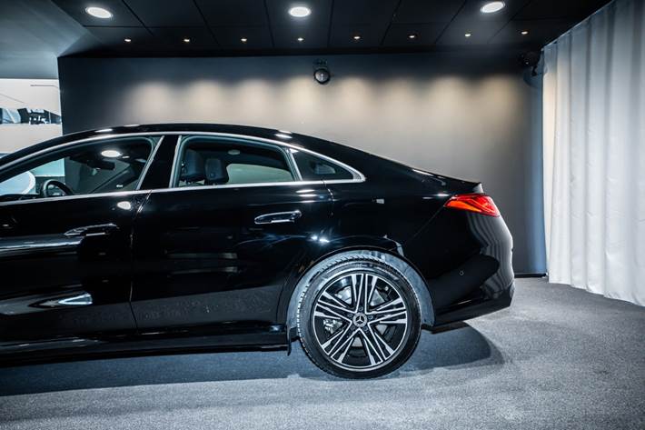 Sort Mercedes CLA250+ fra 2025