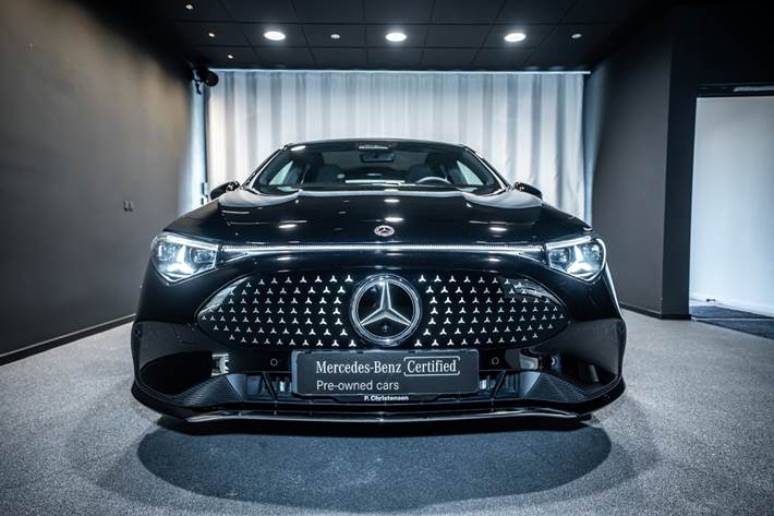 Sort Mercedes CLA250+ fra 2025