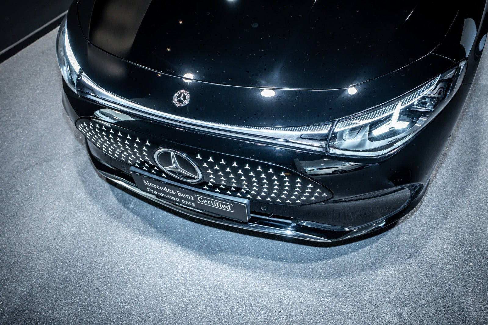Sort Mercedes CLA250+ fra 2025