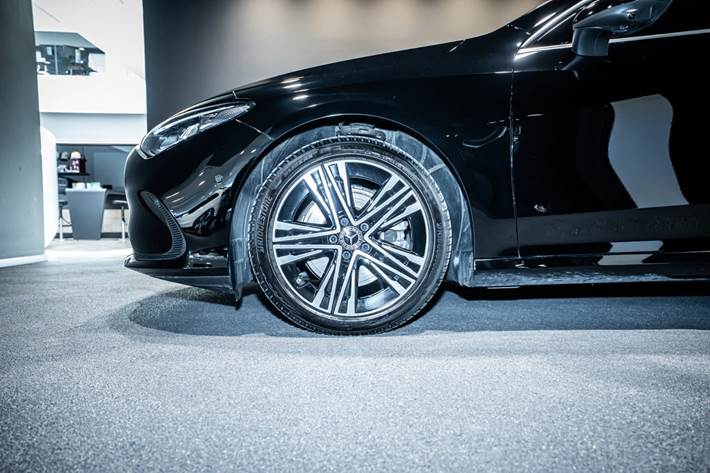 Sort Mercedes CLA250+ fra 2025