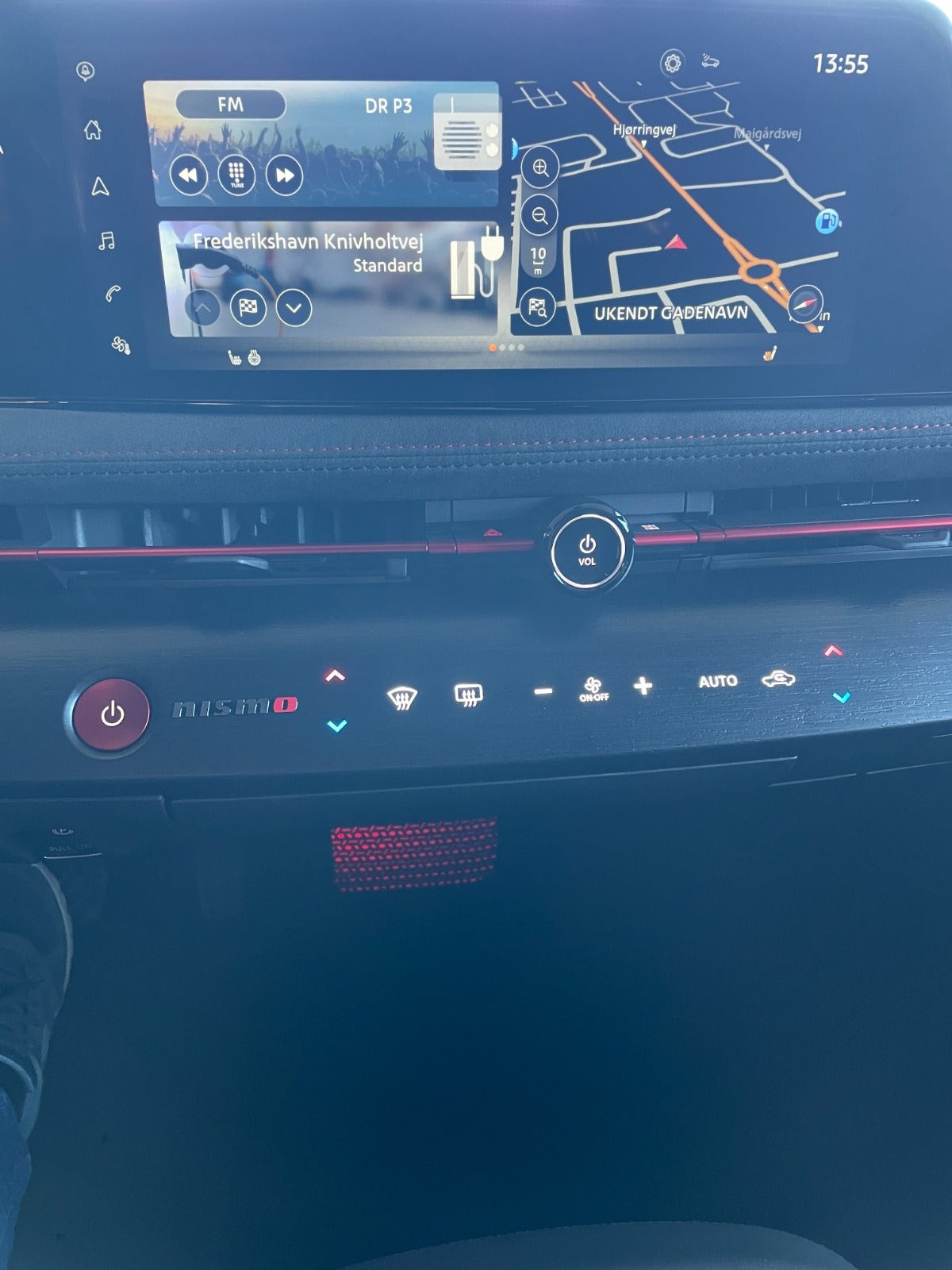 Grå Nissan Ariya fra 2025