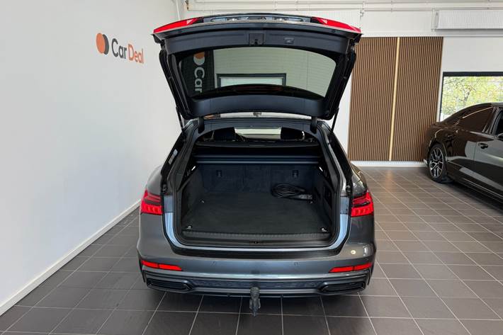 Grå Audi A6 fra 2022
