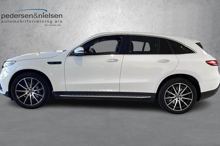 Hvid Mercedes EQC 400 fra 2022