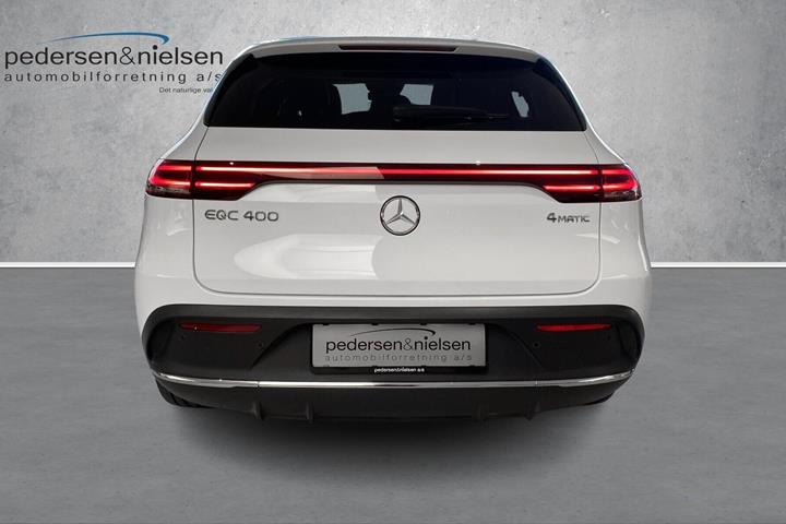Hvid Mercedes EQC 400 fra 2022