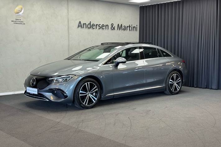 Grå Mercedes EQE 300 fra 2023