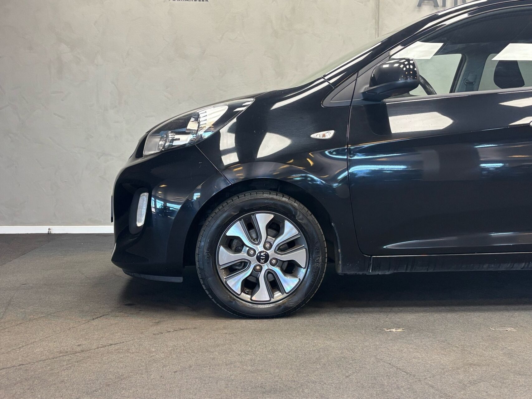 Sort Kia Picanto fra 2015