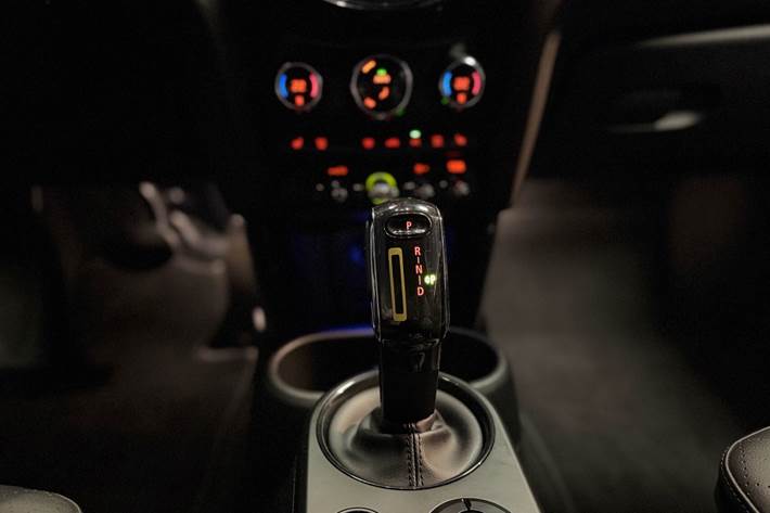 Hvid Mini Cooper fra 2022