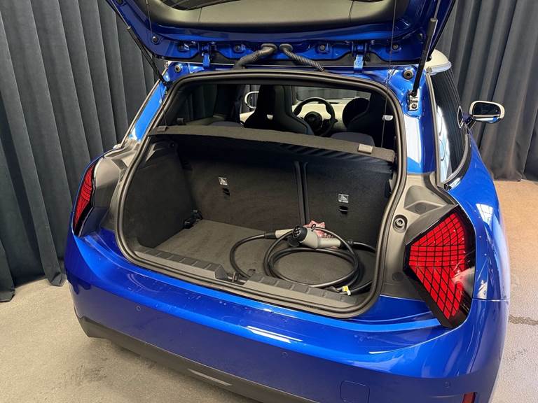 Mini Cooper E EL Favoured Trim Option Level L 184HK 3d Aut.
