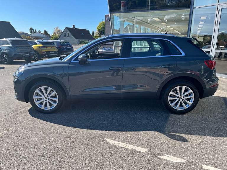 Audi Q3 1,4 45 TFSI e Plugin-hybrid Attitude Plus S Tronic 245HK 5d 6g Aut.