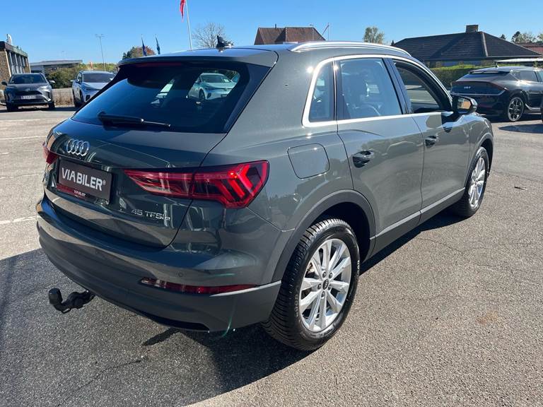 Audi Q3 1,4 45 TFSI e Plugin-hybrid Attitude Plus S Tronic 245HK 5d 6g Aut.
