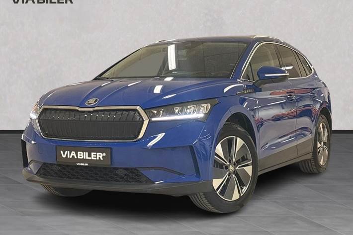 Blå Skoda Enyaq fra 2023