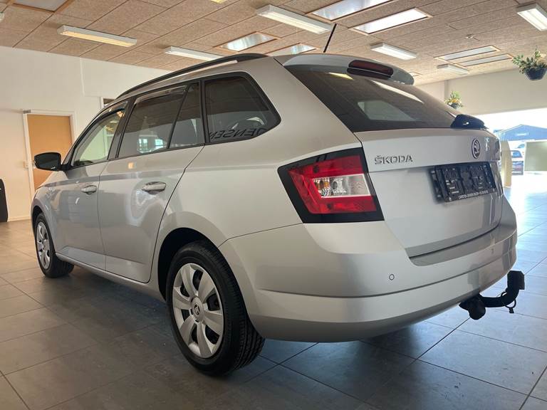 Skoda Fabia 1,0 Combi TSI Ambition 95HK Stc