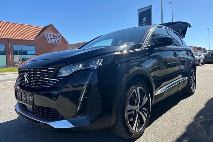 Sort Peugeot 3008 fra 2022