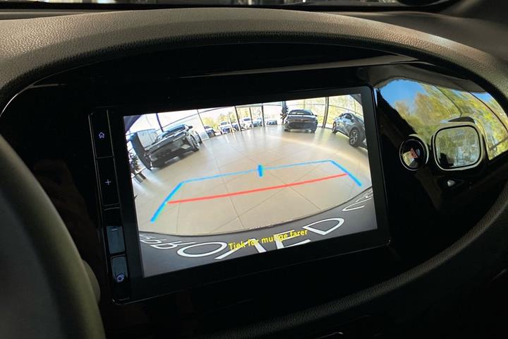 Beige Toyota Aygo X fra 2025
