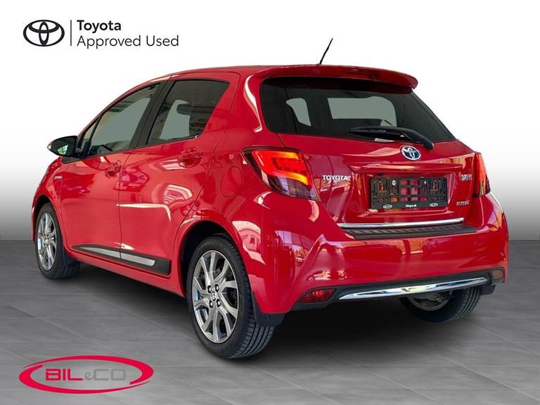 Toyota Yaris 1,5 Hybrid H2 Style E-CVT 100HK 5d Trinl. Gear
