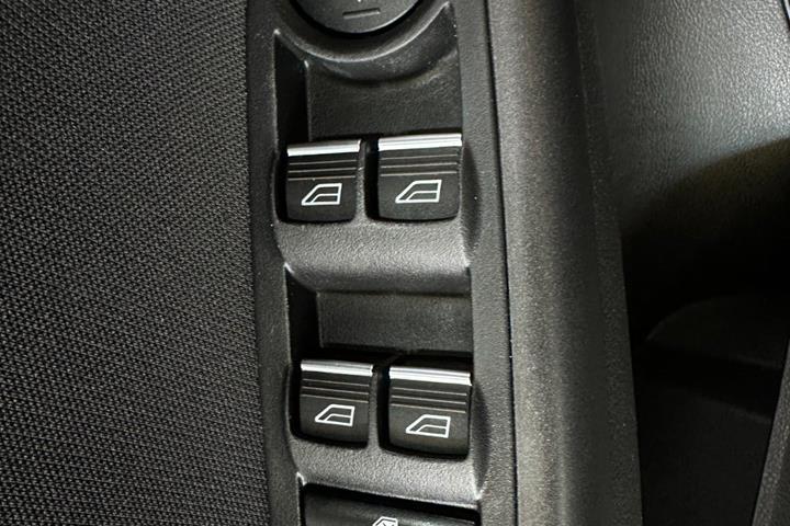 Grå Ford Focus fra 2016