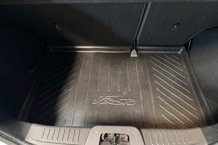 undefined Ford Fiesta fra 2014