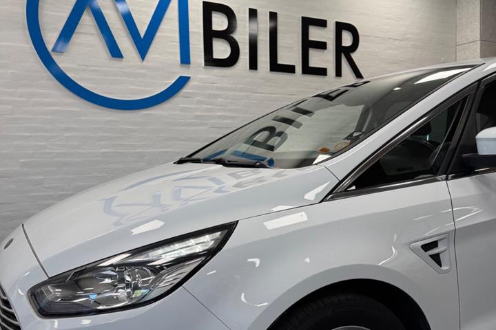 Hvid Ford S-MAX fra 2018