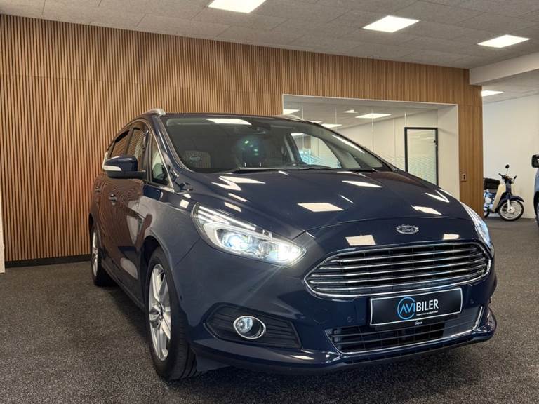 Ford S-MAX 2,0 TDCi 180 Titanium aut. 7prs