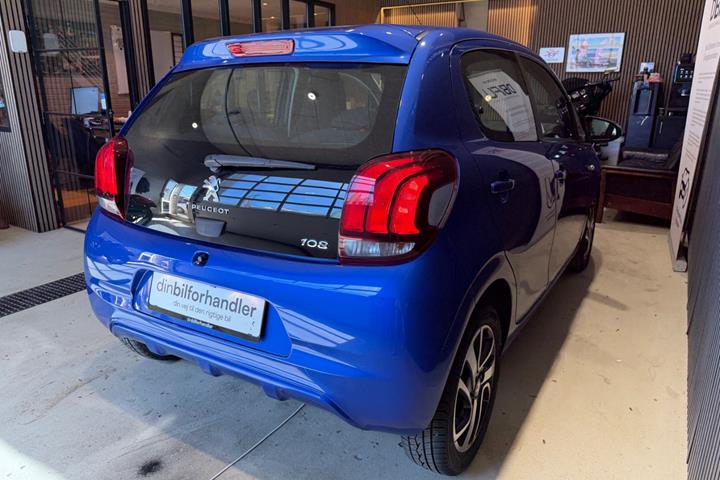 Blå Peugeot 108 fra 2020