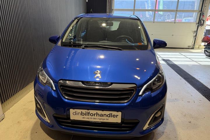 Blå Peugeot 108 fra 2020