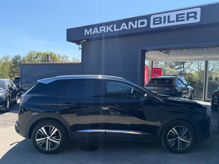 Peugeot 3008 1,6 Hybrid First Selection EAT8