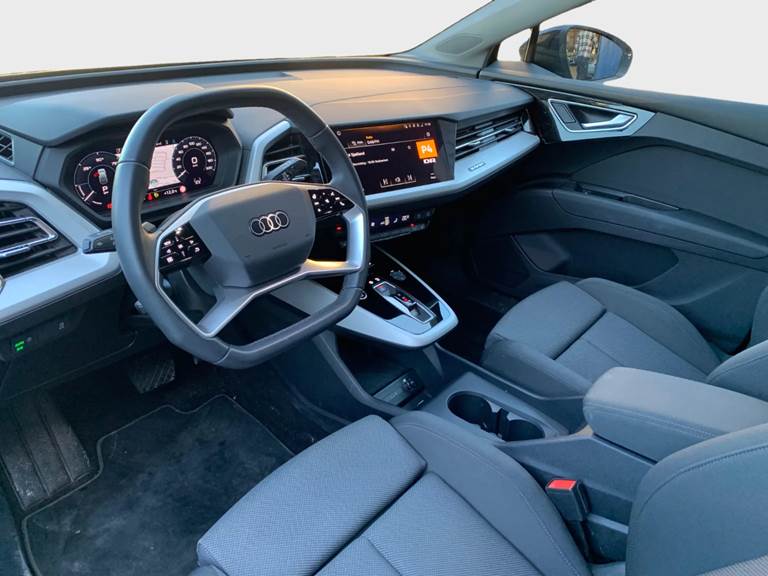 Audi Q4 e-tron 45 S-line