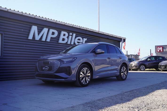 Grå Audi Q4 e-tron fra 2021