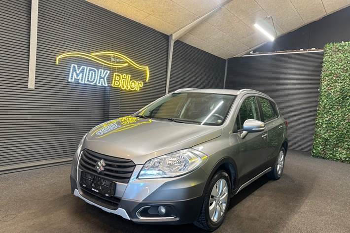 undefined Suzuki S-Cross fra 2013