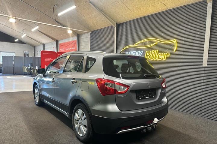 undefined Suzuki S-Cross fra 2013