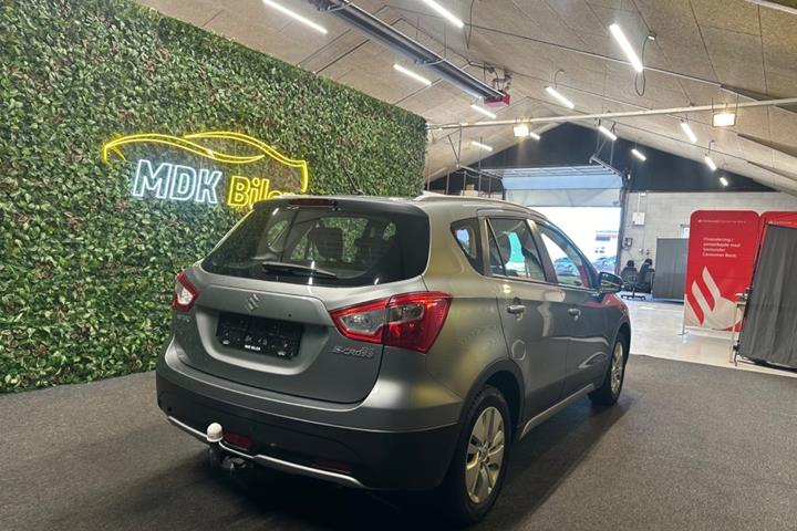 undefined Suzuki S-Cross fra 2013