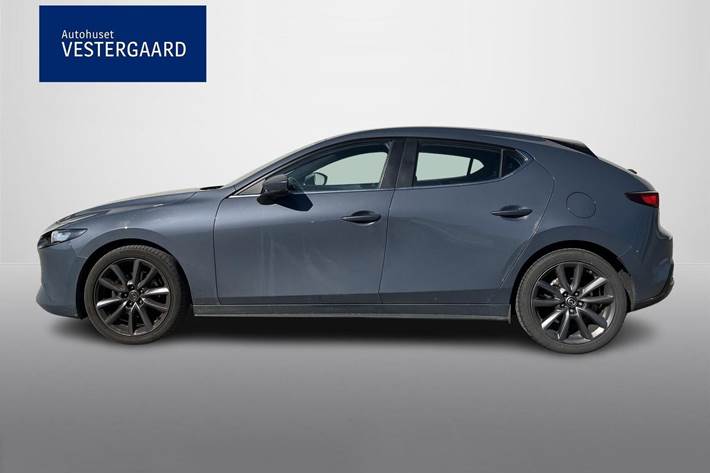 Grå Mazda 3 fra 2022