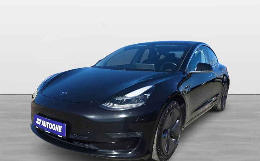 Tesla Model 3 Long Range RWD