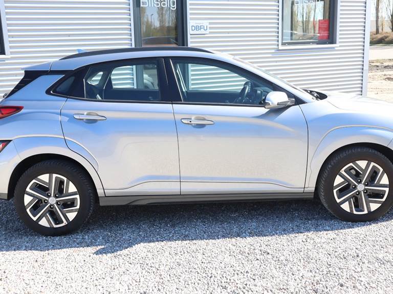 Hyundai Kona 64 EV Trend