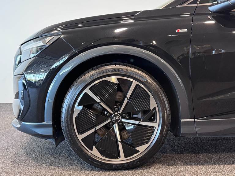 Audi Q4 e-tron 40 S-line