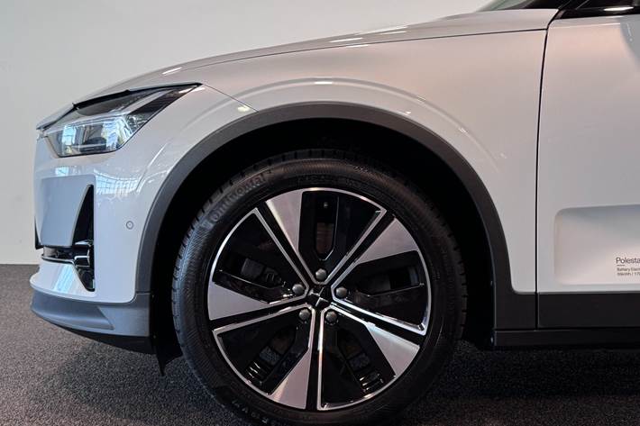 Grå Polestar 2 fra 2023