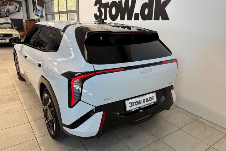 Hvid Kia EV4 fra 2026