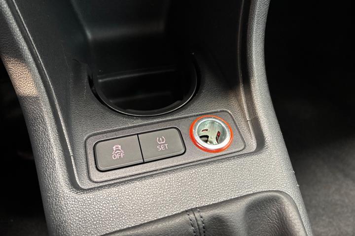 Grå VW UP! fra 2017