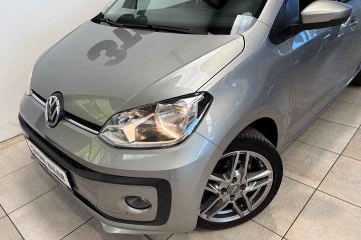 Grå VW UP! fra 2017