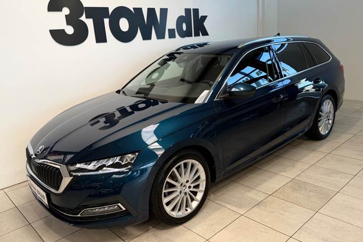 Blå Skoda Octavia fra 2021