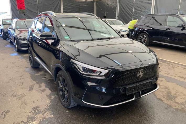 Sort MG ZS fra 2022