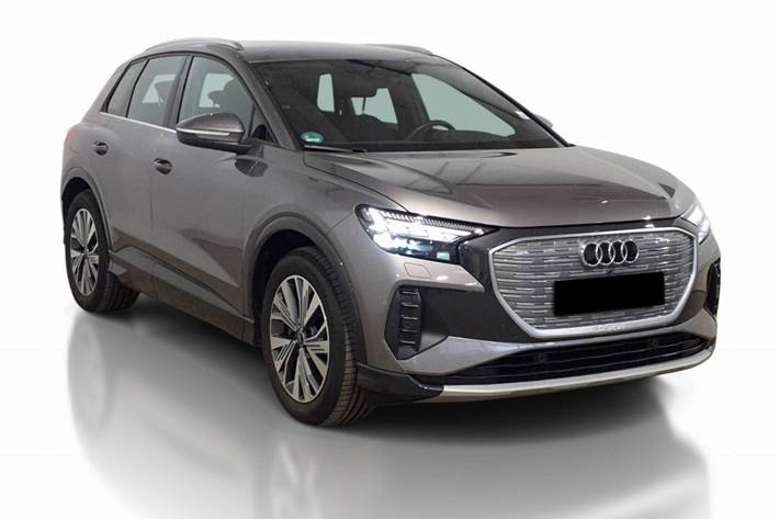 Grå Audi Q4 e-tron fra 2023
