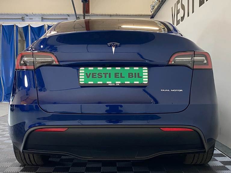 Tesla Model Y Long Range RWD