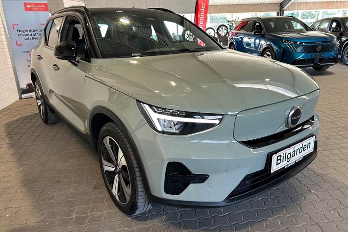 Grøn Volvo XC40 fra 2023