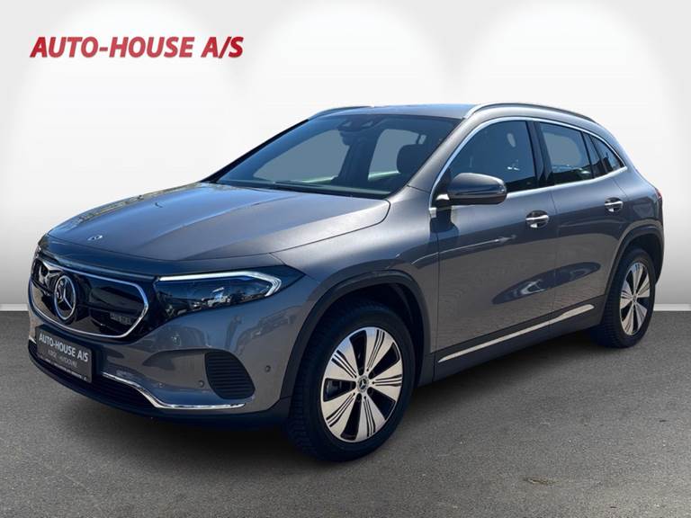 Mercedes EQA250+