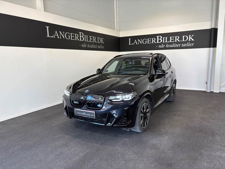 BMW iX3 Charged M-Sport