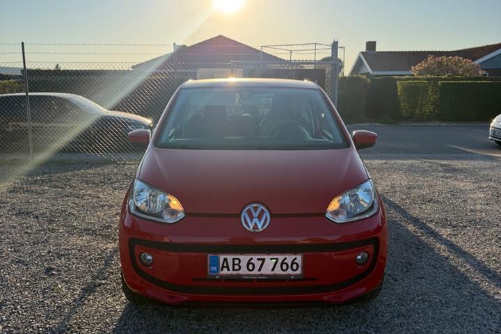 Rød VW UP! fra 2013