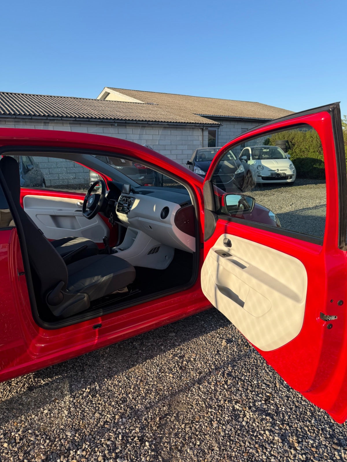 Rød VW UP! fra 2013